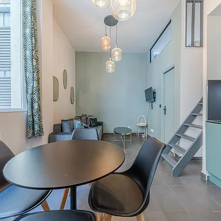 Charming Duplex In The Heart Of Ideal For 2 Travelers Διαμέρισμα