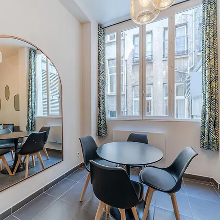 Charming Duplex In The Heart Of Ideal For 2 Travelers Διαμέρισμα *